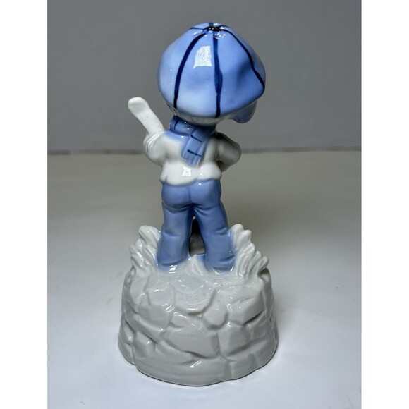 Vintage Porcelain Little Boy And Girl Figurine White/Blue (2 Piece Set) Decor - Picture 8 of 9